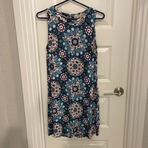 Loft dress. Size M. Worn a handful of times. Small keyhole on back.